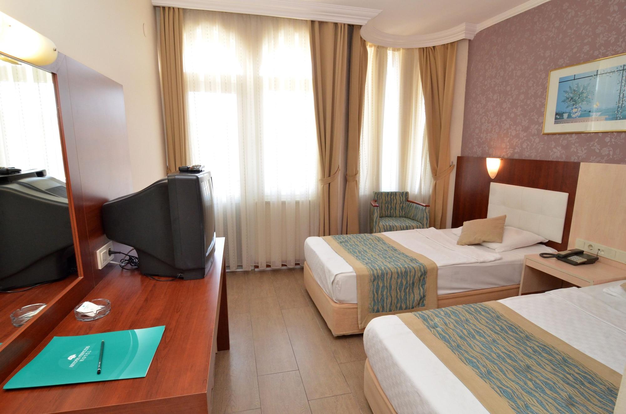 Artemis princess hotel отзывы. Artemis Princess 4*. Artemis Princess Турция Алания. Артемис принцесс отель Турция 4. Отель Монарт Алания.